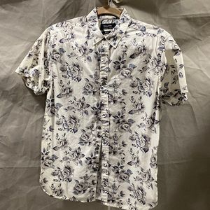 Denim & Flowers cotton button down size small with gray and blue flowers